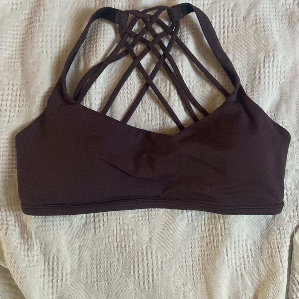 Lululemon Free to Be Wild Sports Bra